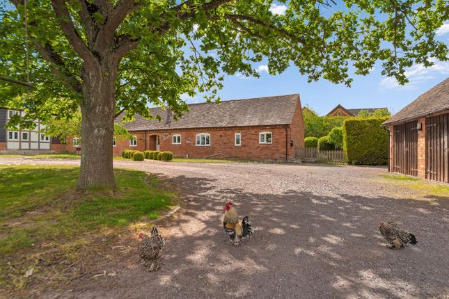Woodmancote, Defford, WR8 3 bed barn for sale