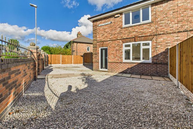 2 bedroom semi-detached house for sale