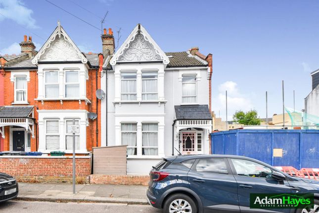 Churchfield Avenue, London N12 3 bed terraced house for sale