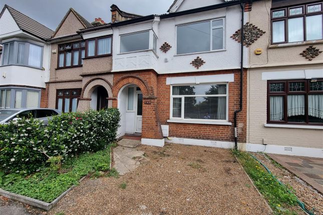 South Park Drive, Seven Kings, Ilford 3 bed terraced house for sale