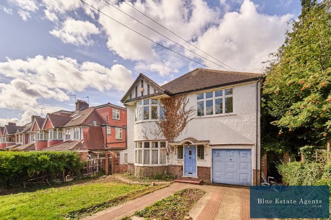 Wood Lane, Isleworth, TW7 4 bed detached house for sale