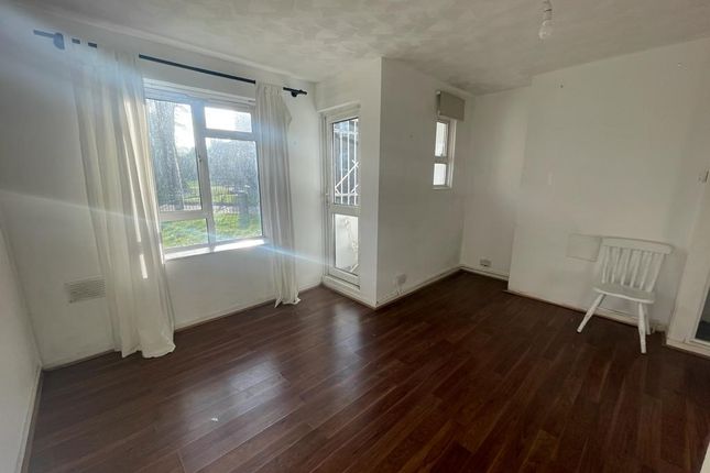 2 bed flat