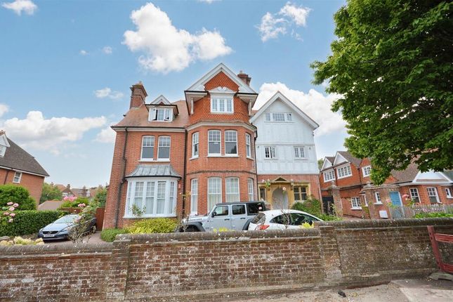 8 Chesterfield Road, Eastbourne, BN20 1 bed flat for sale