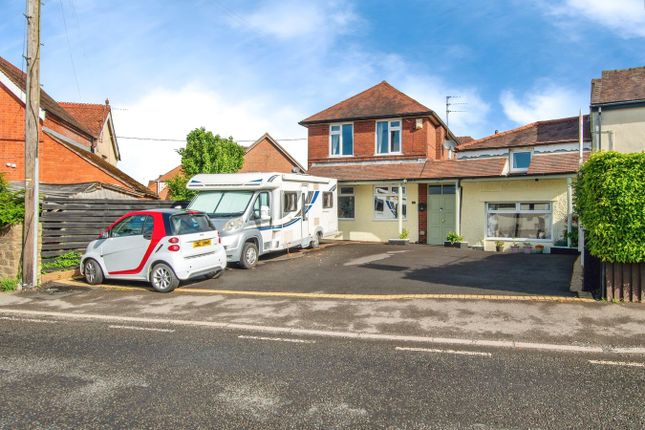Tenbury Road, Kidderminster DY14 6 bed detached house for sale