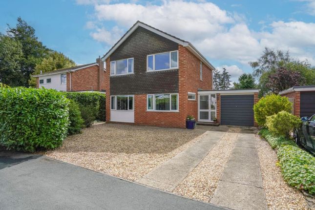 Fir Tree Close, Abingdon OX13 4 bed detached house for sale