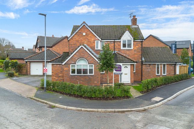 Deacons Close, Croft, WA3 4 bed detached house for sale