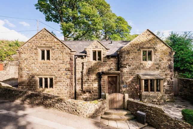 Kinder Road, High Peak SK22 3 bed detached house for sale