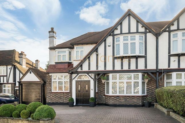 Oakleigh Gardens, Edgware, HA8 4 bed semi