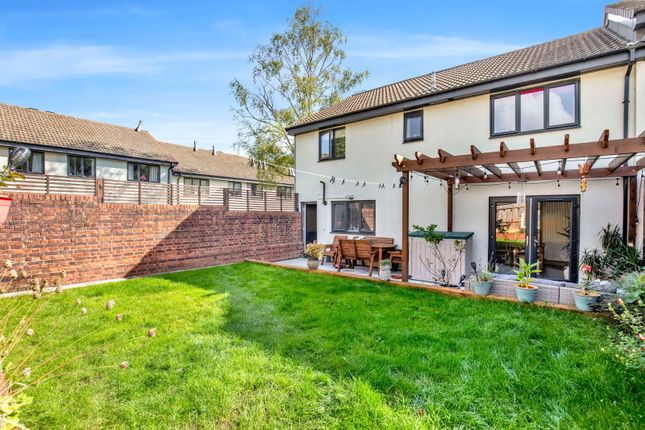 St. Lucia Park, Bordon GU35 4 bed end of terrace house for sale