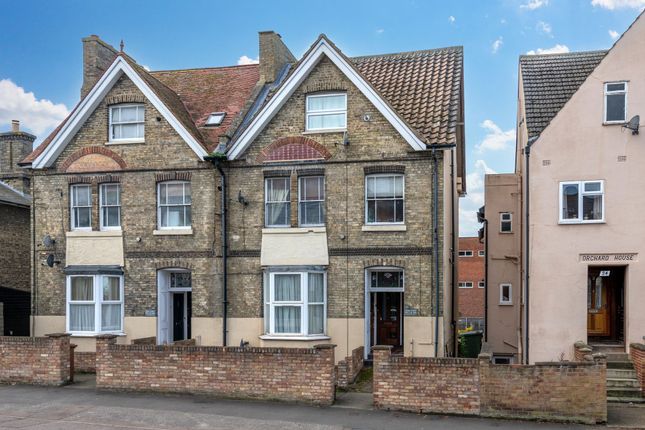 Old North Road, Royston SG8 1 bed flat for sale