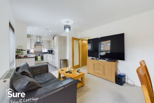Rose Lane, Nash Mills Wharf, Hemel... 2 bed flat for sale
