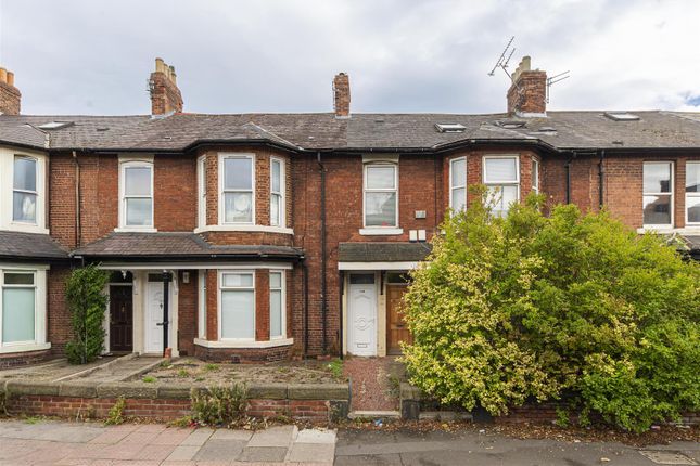 5 bedroom maisonette for sale