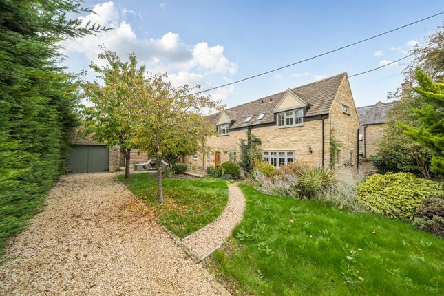 Burford Road, Brize Norton... 3 bed cottage for sale