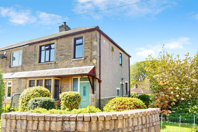 The Rise, Northowram, Halifax 3 bed semi