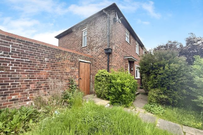 Bempton Grove, Lincolnshire DN32 3 bed semi