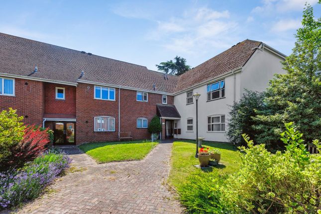 Harnham Road, Salisbury 3 bed flat for sale