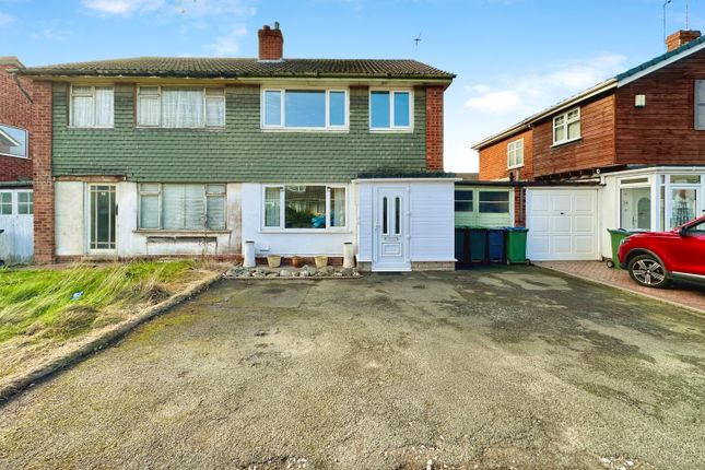 Kelverley Grove, West Bromwich B71 3 bed semi