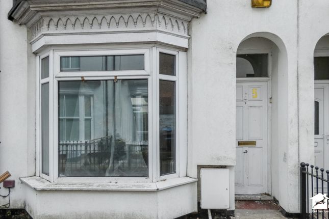 3 bed terraced house