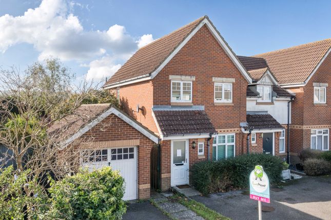 Orr Close, Hawkinge, CT18 3 bed end of terrace house for sale