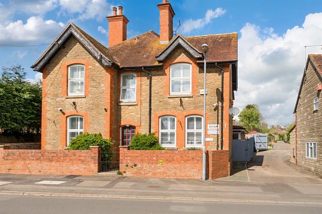 7 bedroom detached house for sale