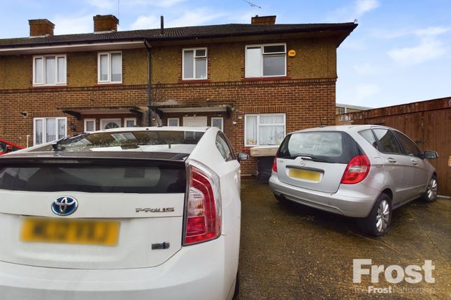 Hensworth Road, Ashford, Surrey, TW15 3 bed end of terrace house for sale
