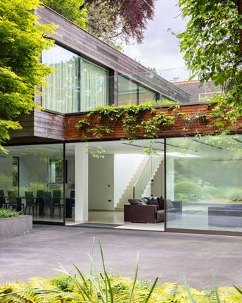 Elm Walk, London, NW3 4 bed detached house for sale