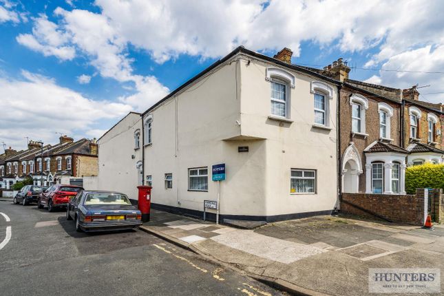 Chestnut Rise, London 4 bed house for sale