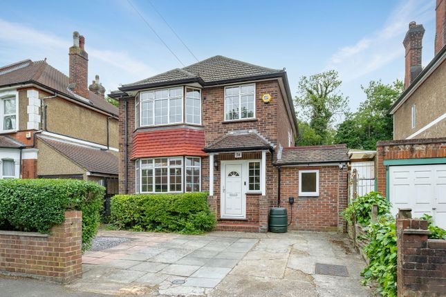 3 bed detached house