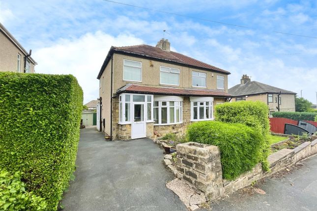 Farfield Grove, Bradford BD6 2 bed semi