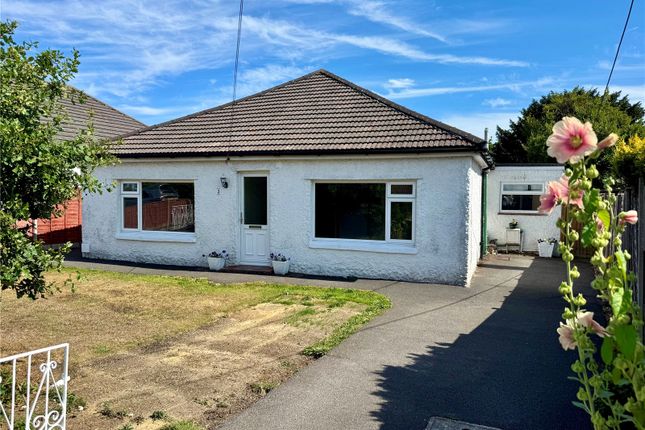 Milton Grove, New Milton, Hampshire... 3 bed bungalow for sale