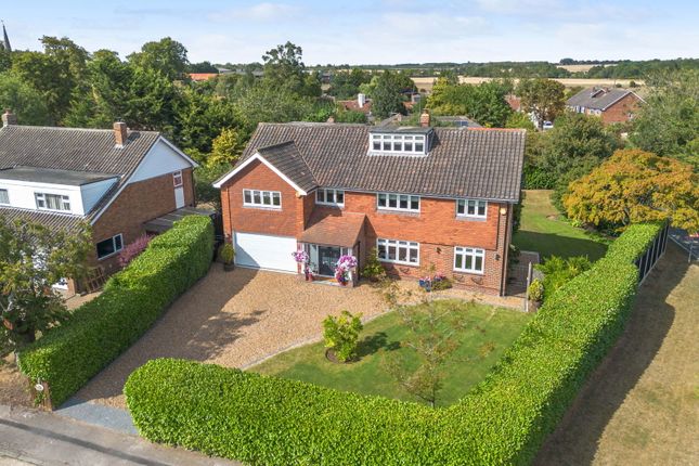 2 Church Green, Chelmsford CM1 6 bed detached house for sale