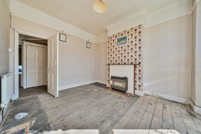 3 bed semi-detached house