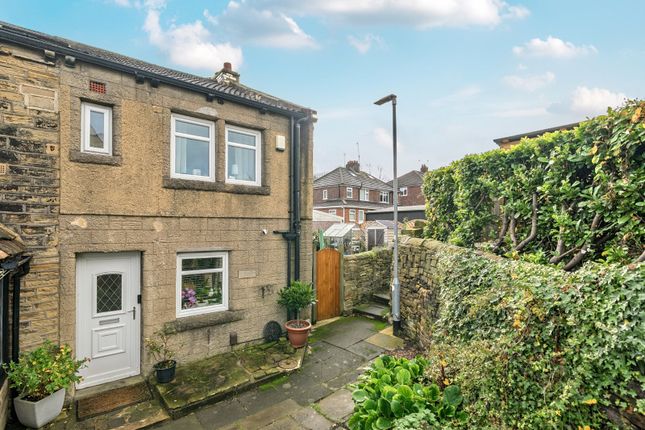 Milner Fold, Pudsey, Leeds, LS28 2 bed end of terrace house for sale
