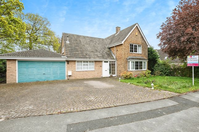 4 bedroom detached house for sale