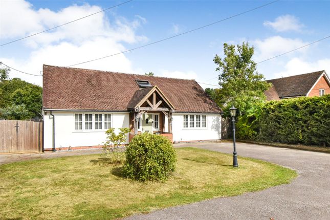 Wedmans Lane, Hook RG27 4 bed detached house for sale
