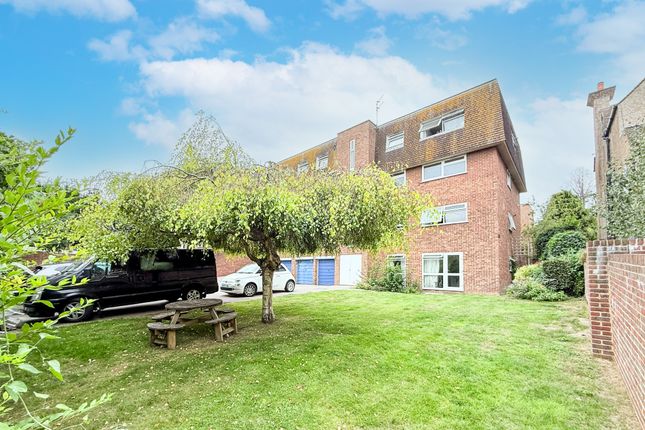 Upperton, Eastbourne, East Sussex 4 bed maisonette for sale