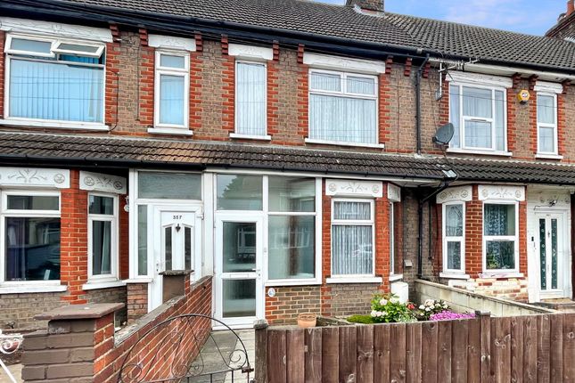 Beechwood Road, Luton, Bedfordshire... 3 bed terraced house for sale