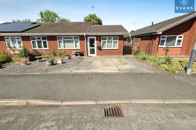 3 bed semi-detached bungalow