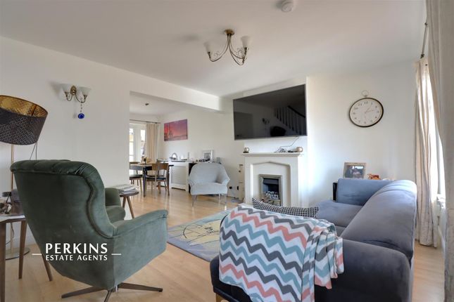 Greenford, UB6 3 bed end of terrace house for sale