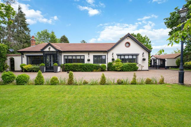448 Norton Lane, Earlswood, Solihull 4 bed detached bungalow for sale
