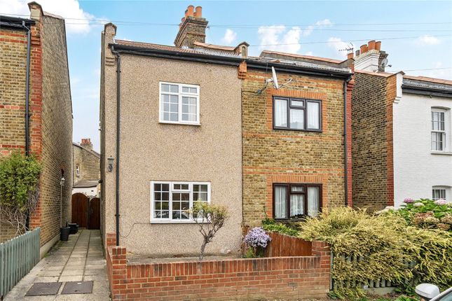 2 bedroom semi-detached house for sale