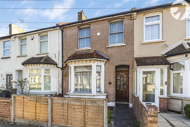 Hedge Place Road, Greenhithe, Kent, DA9 2 bed terraced house for sale