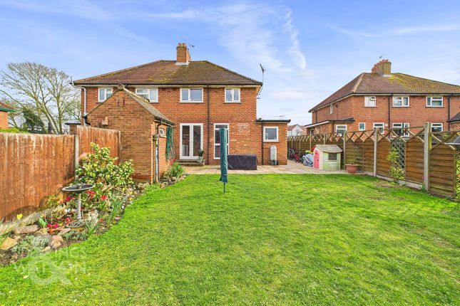 Westhorpe Road, Finningham, Stowmarket 3 bed semi