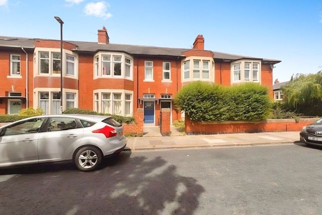 4 bed terraced house