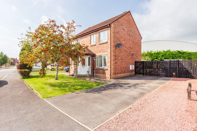 2 bedroom semi-detached house for sale