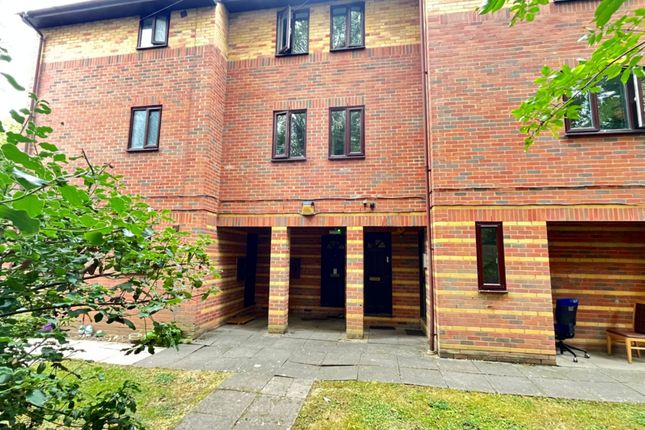 Glyn Avenue, New Barnet, EN4 1 bed maisonette for sale