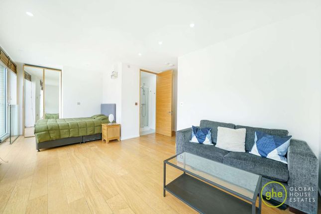 Maltings Place, Tower Bridge, London 1 bed flat for sale