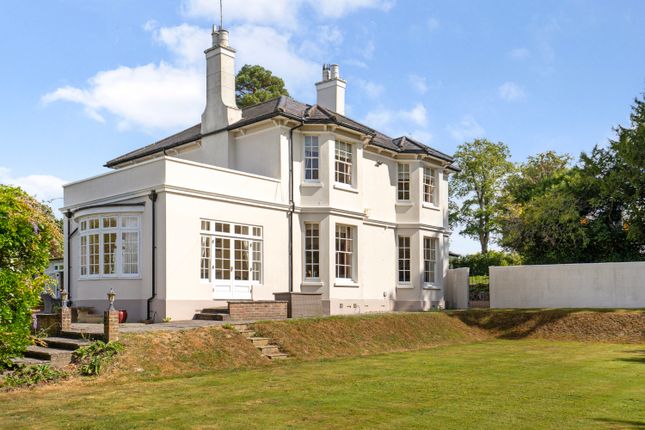 6 bedroom house for sale