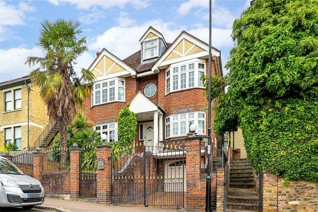 Duncombe Hill, London, SE23 6 bed detached house for sale