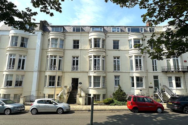 Albion Road, Scarborough 1 bed apartment for sale